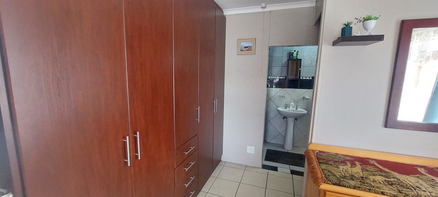 3 Bedroom Property for Sale in Island View Western Cape